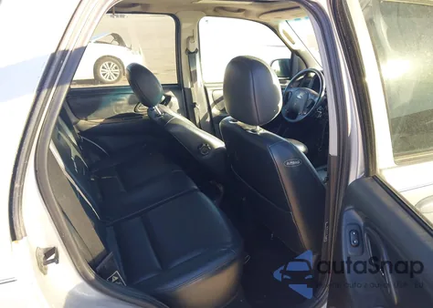 2003 Ford Escape Limited z USA, uszkodzony, nr VIN 1FMCU94173KA69460